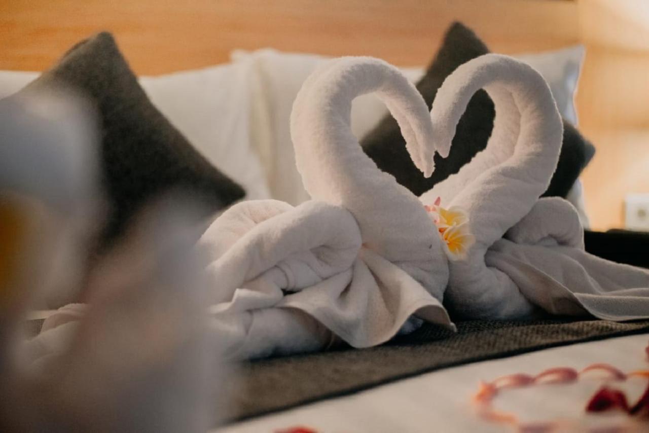 Sea Terras Suite And Luxury Batununggul Kültér fotó